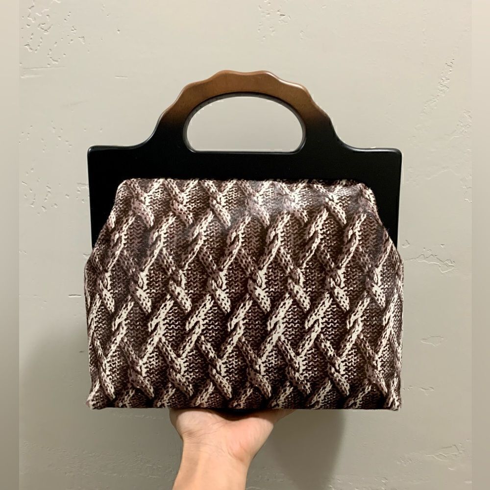 Handmade Genuine Hair-on Calf-hide Wooden FrameâTopâHandleâBagâ&â2âStrapâStyles